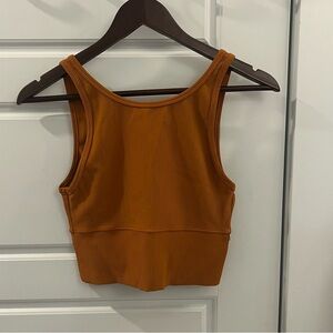 Cropped lululemon workout top